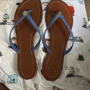 Tory Burch slides size 9.